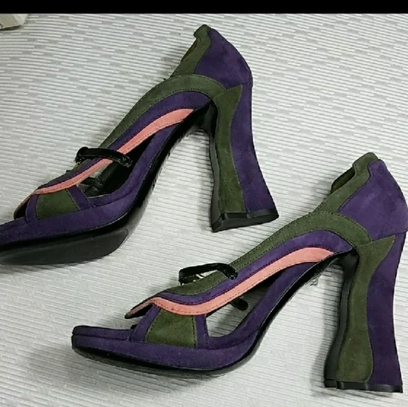 **HP** PRADA Fairy Collection Shoes - Picture 5 of 13